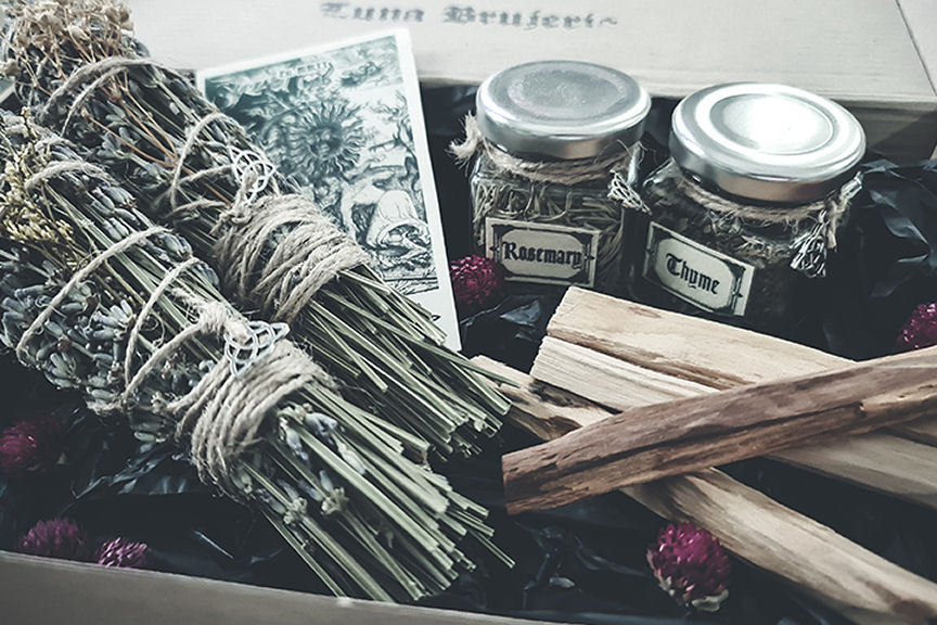 Personal cleansing bath